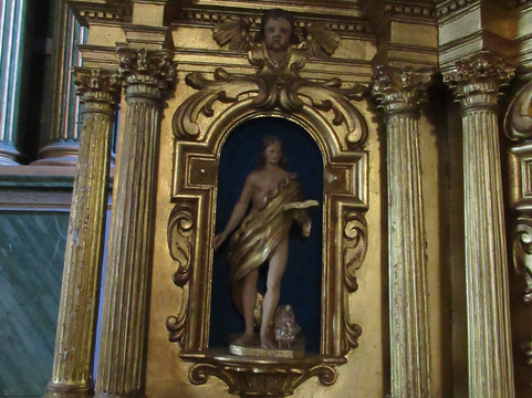 Eglise Saint-Martin-Trigueres必去景点