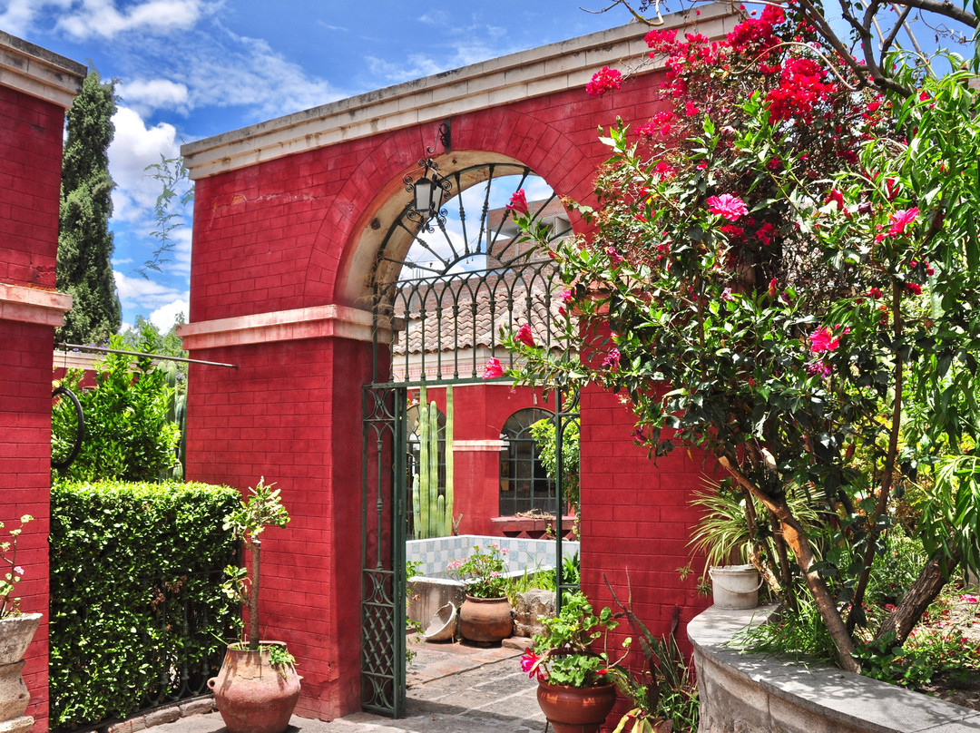 Hostal Tres Mascaras主图