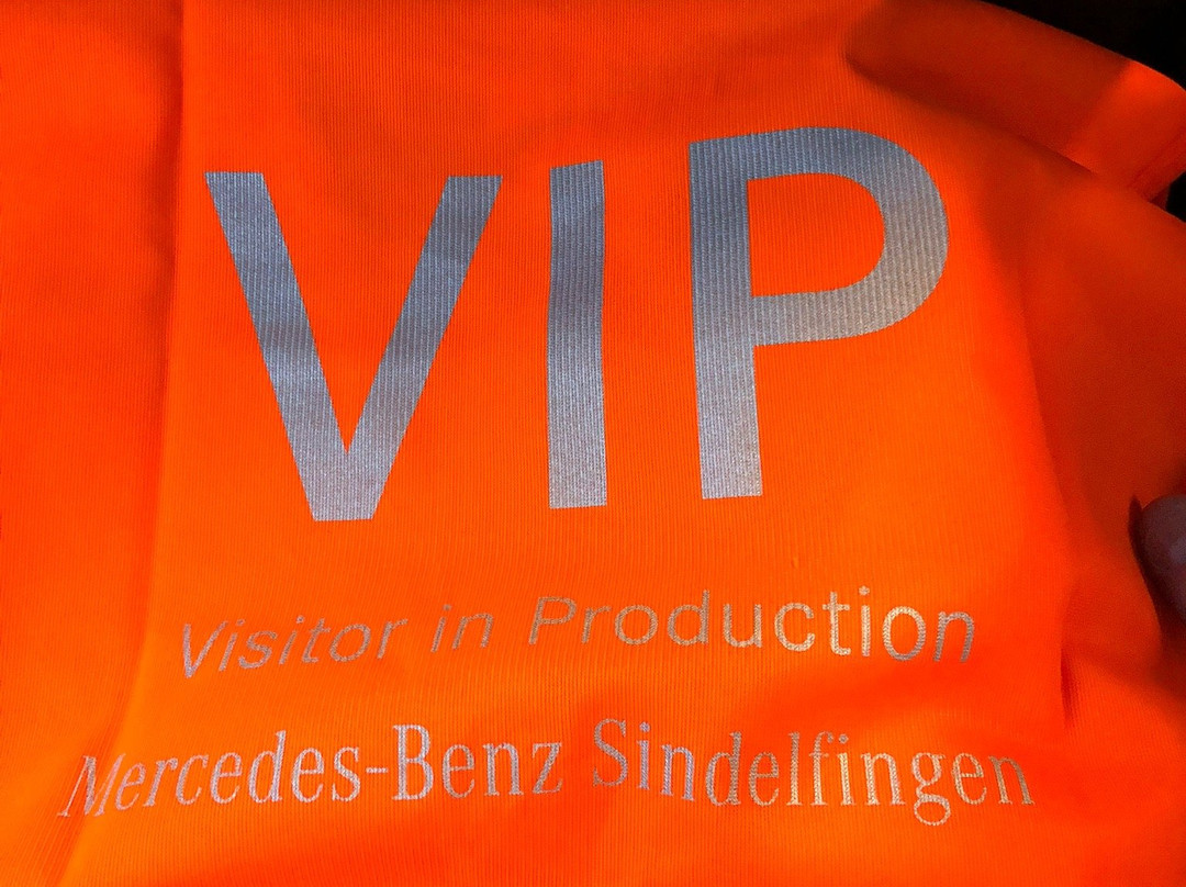 Mercedes-Benz Factory Plant Tour景点图片