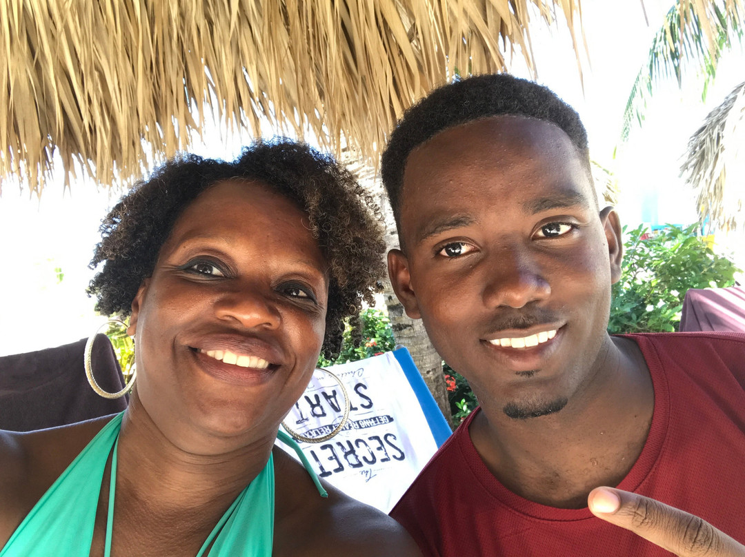 格兰钯汉密尔顿夫人全包度假村及Spa中心主图