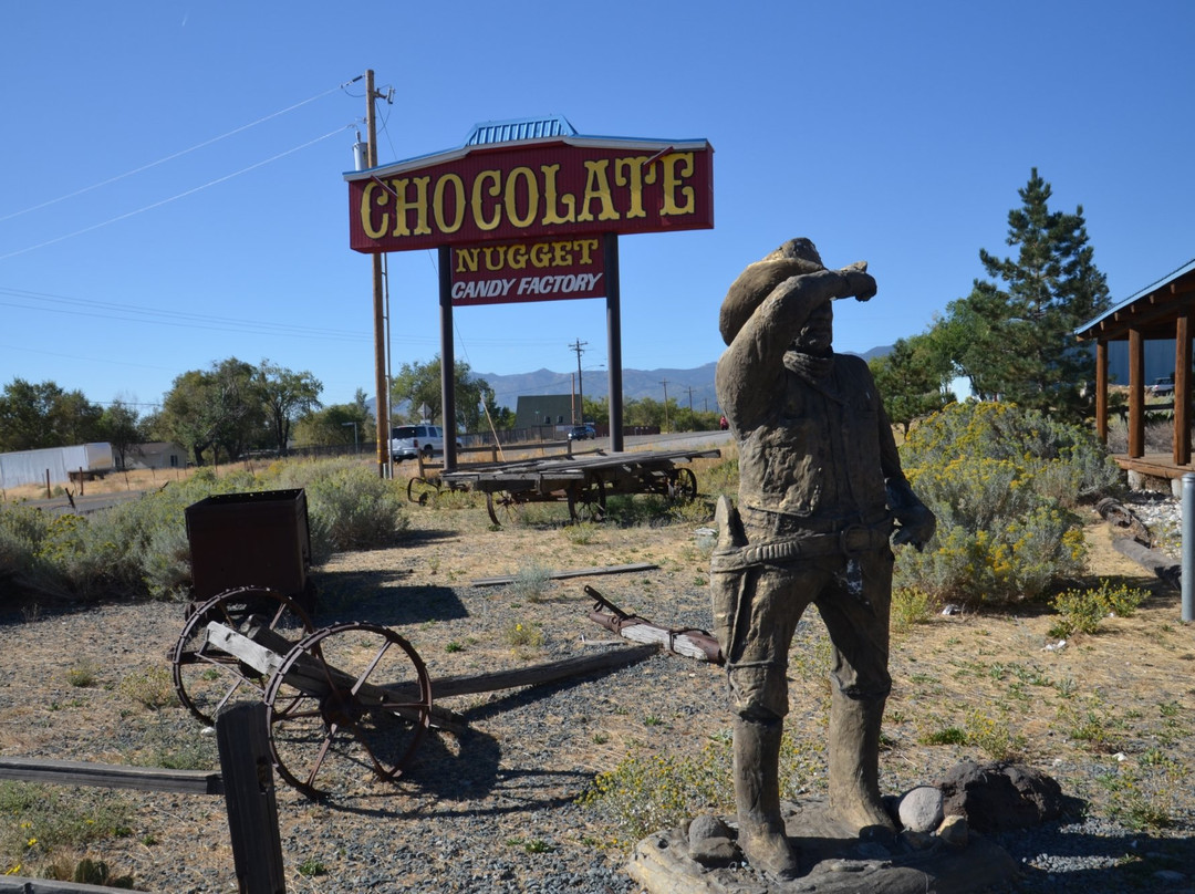 Chocolate Nugget Candy Factory