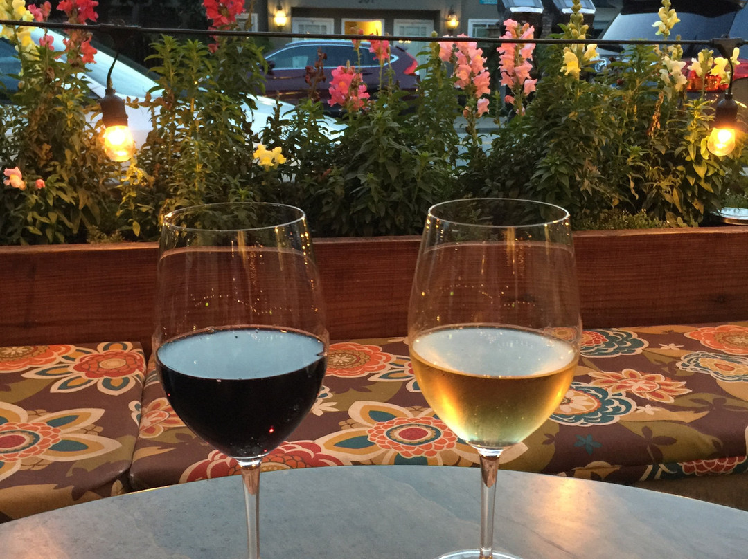 Cork and Fork-卡皮托拉必去景点