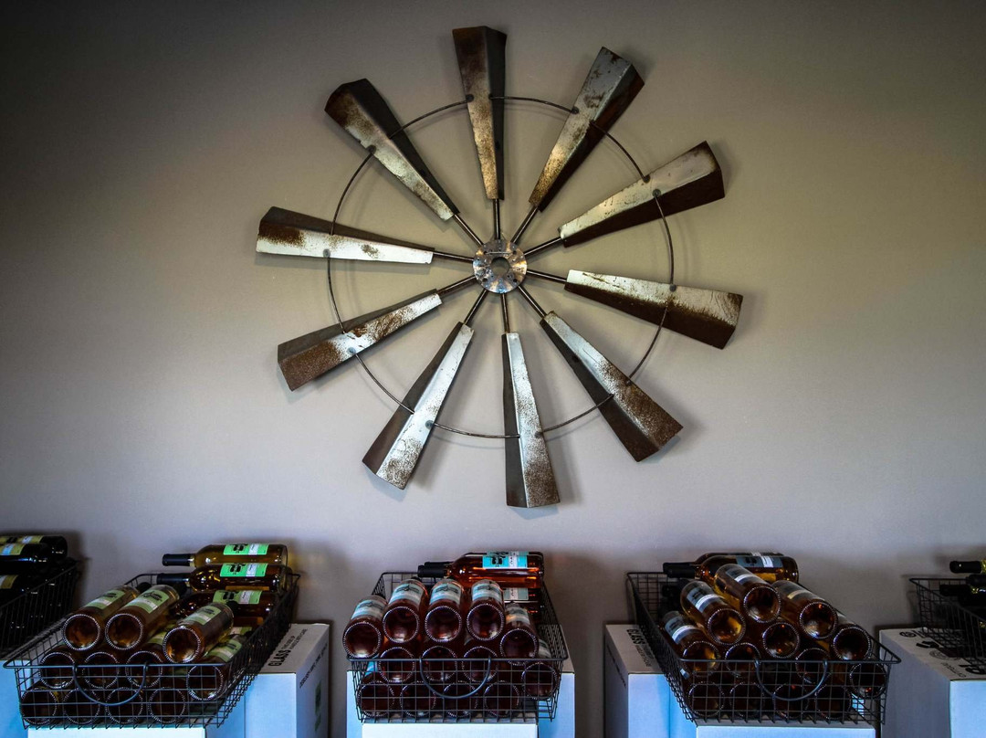 Broken Bottle Winery