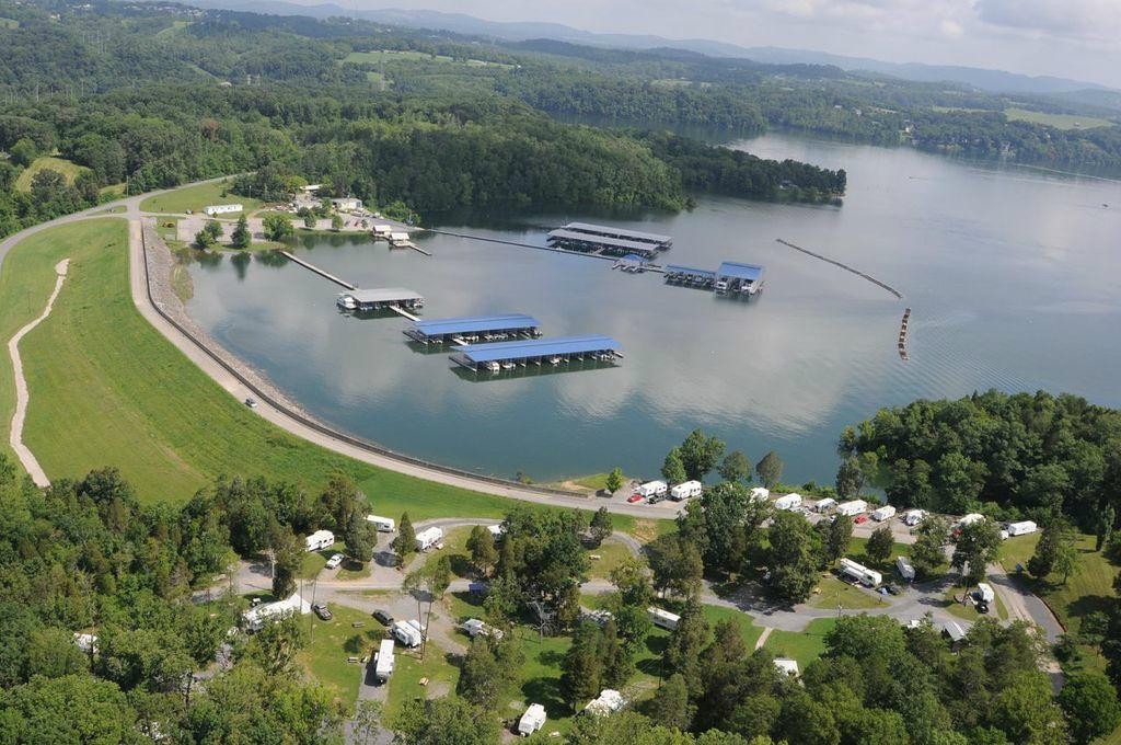 Mountain Cove Marina-塞维尔维尔必去景点