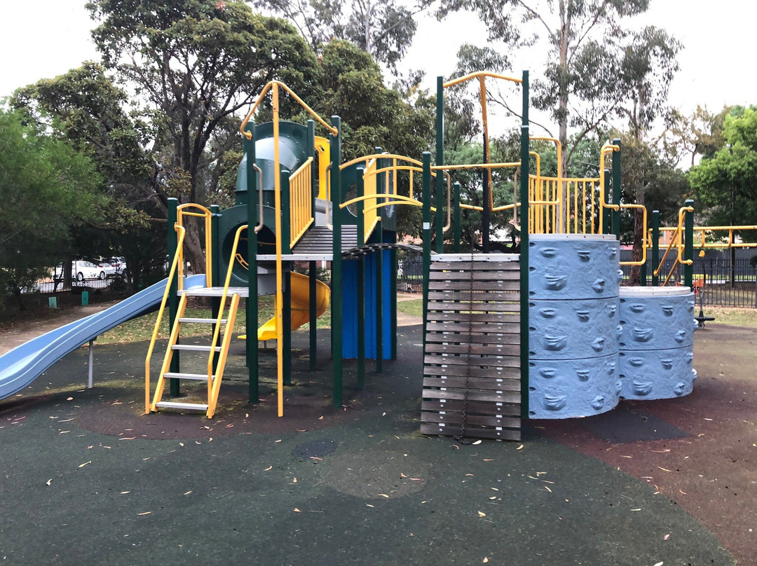 Goodwood Oval Playground景点图片