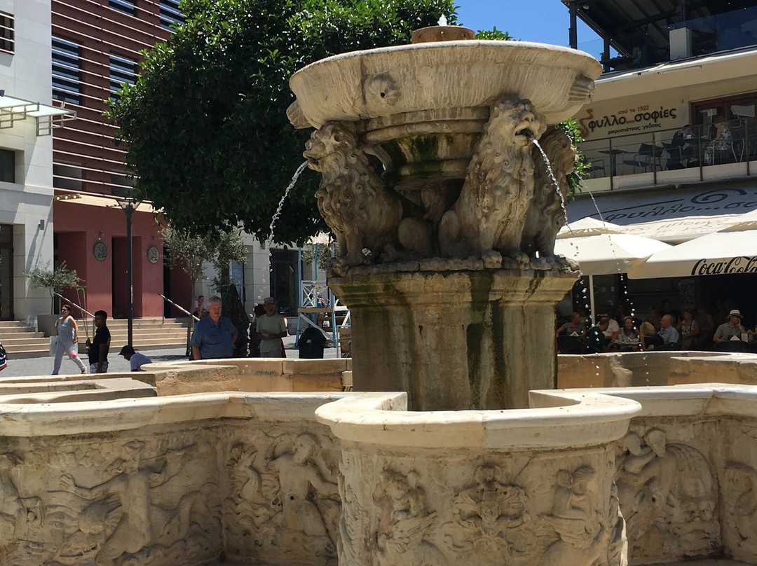 Morosini Fountain (Lion's Fountain)-伊拉克利翁必去景点