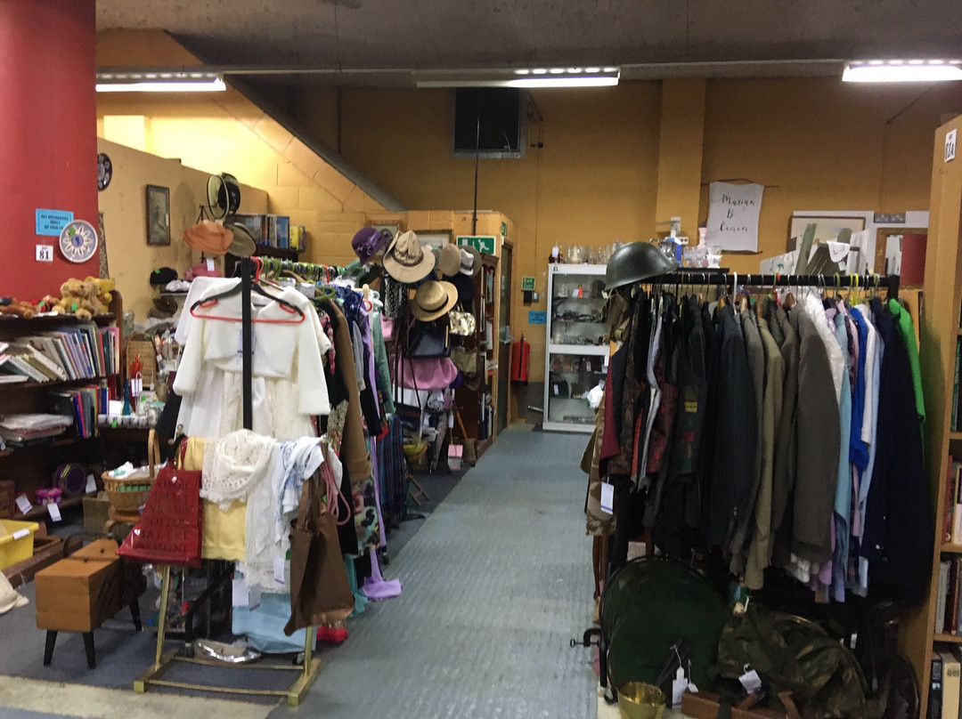 Brackley Antique Cellar-Brackley必去景点