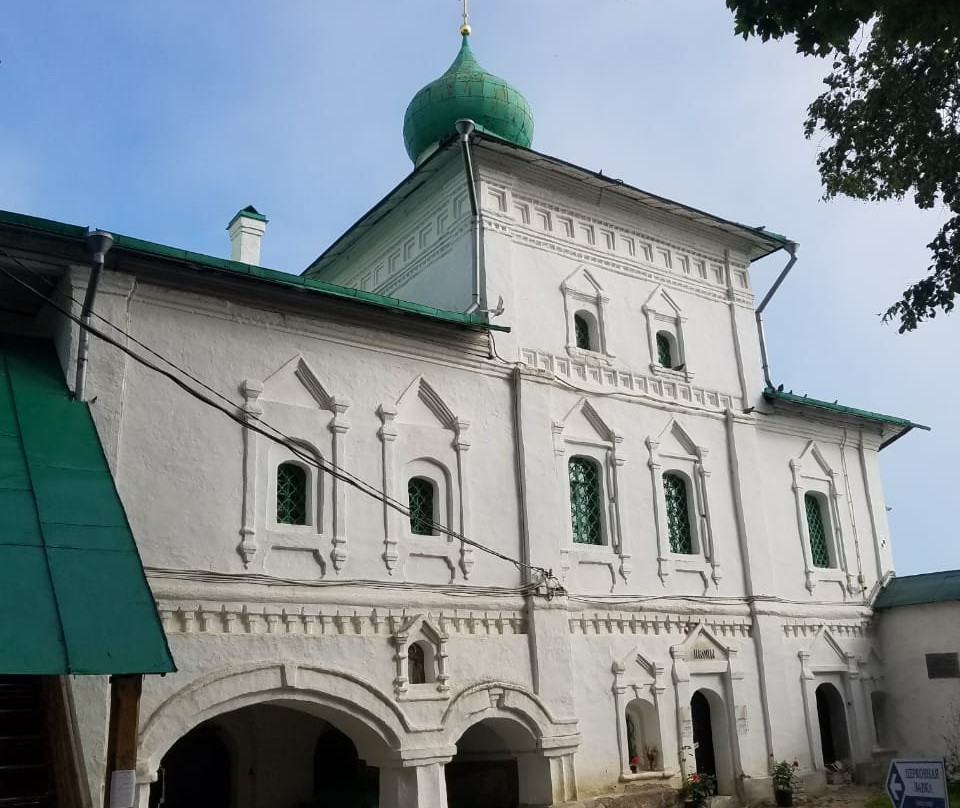 Holy Transfiguration Mirozh Monastery景点图片