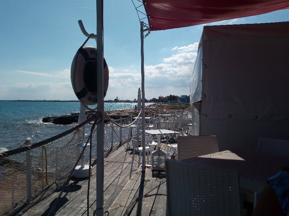 La Roca Solarium Beach景点图片