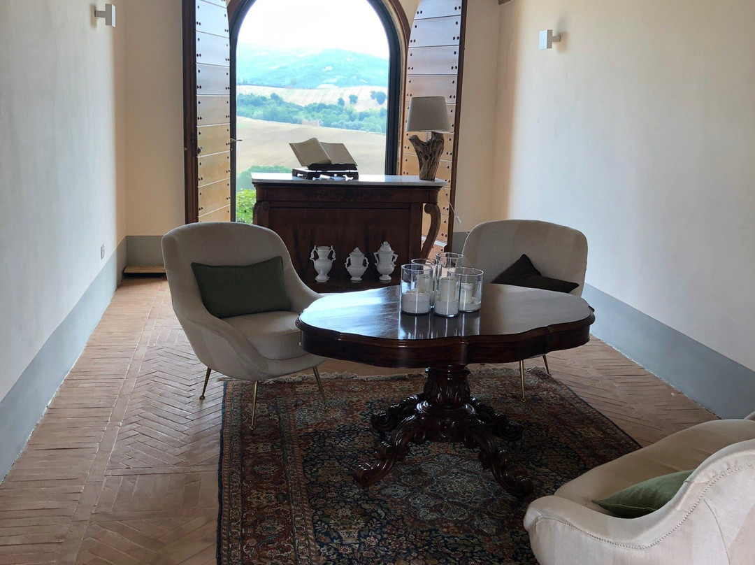 Castello Di Ramazzano主图