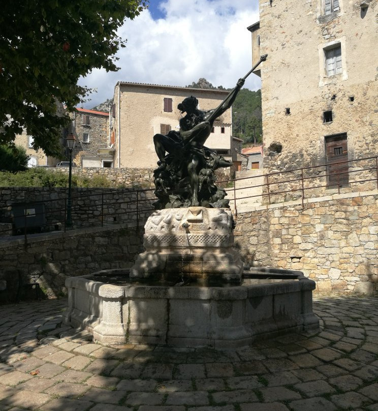 Fontaine de Neptune景点图片