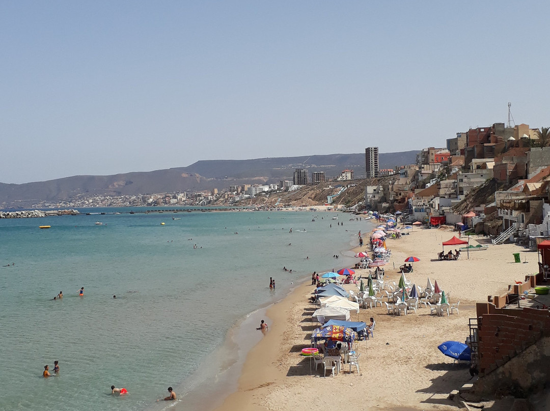 La plage de Cap Falcon景点图片