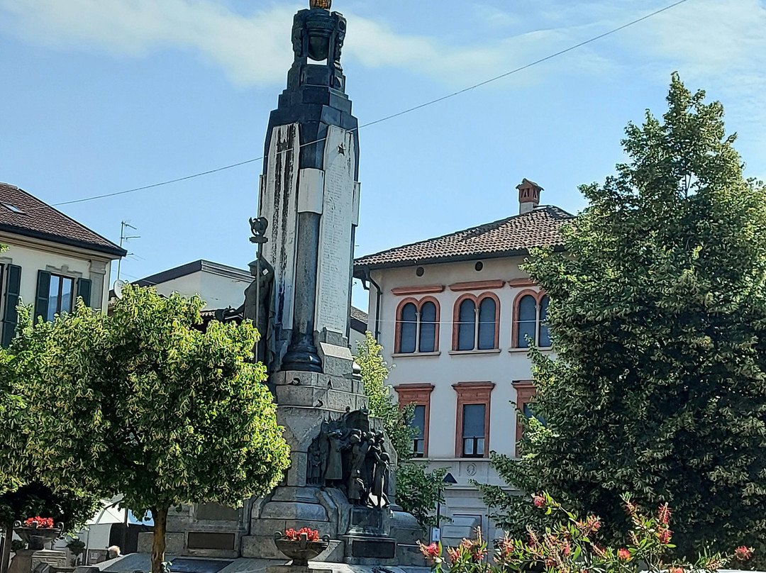 Monumento ai Caduti景点图片