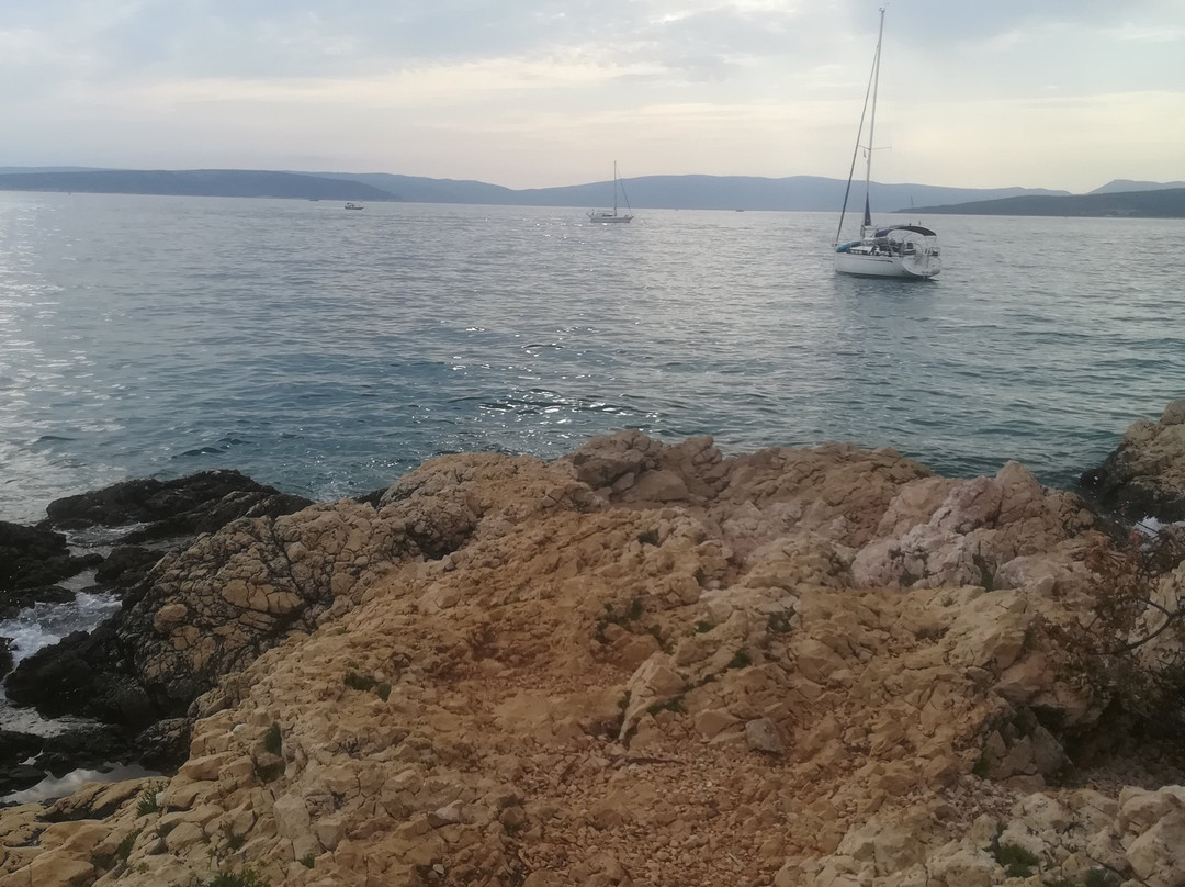 Punat Beach景点图片