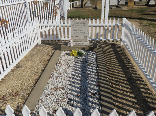 Thunderbolts Grave-Uralla必去景点