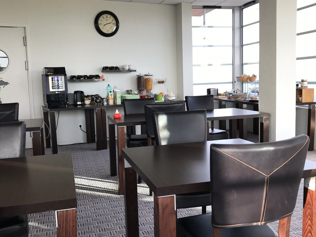 Hotel Talencia主图