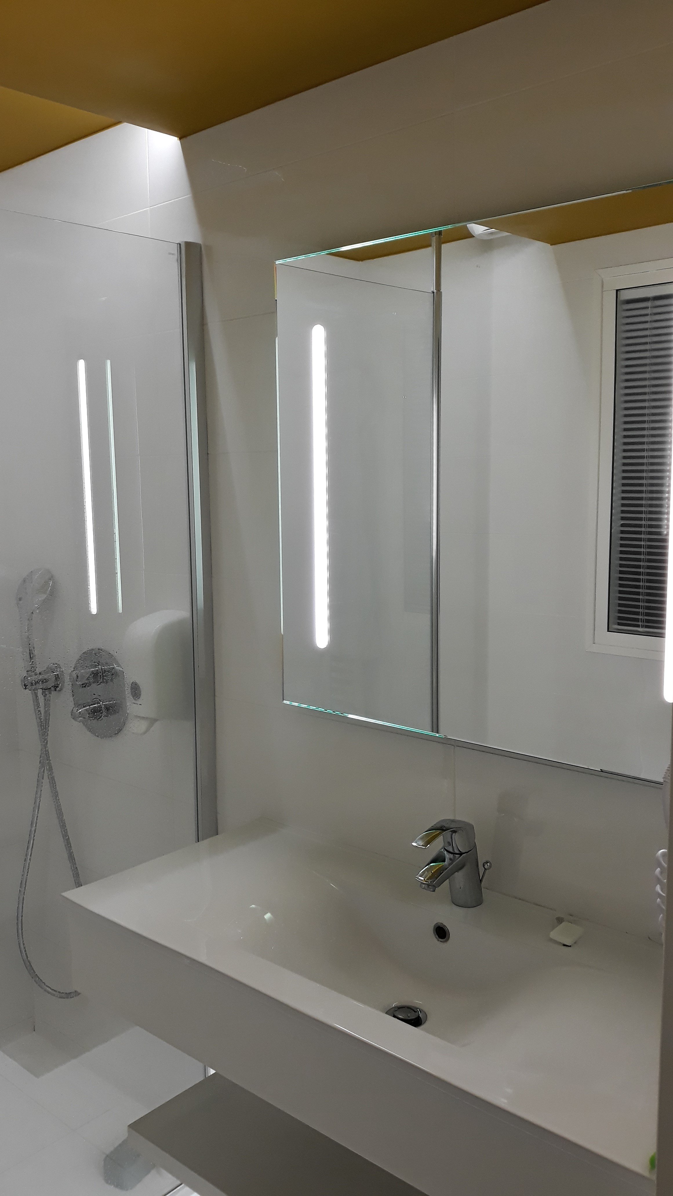 Brit Hotel Saint-Brieuc Plerin-浴室