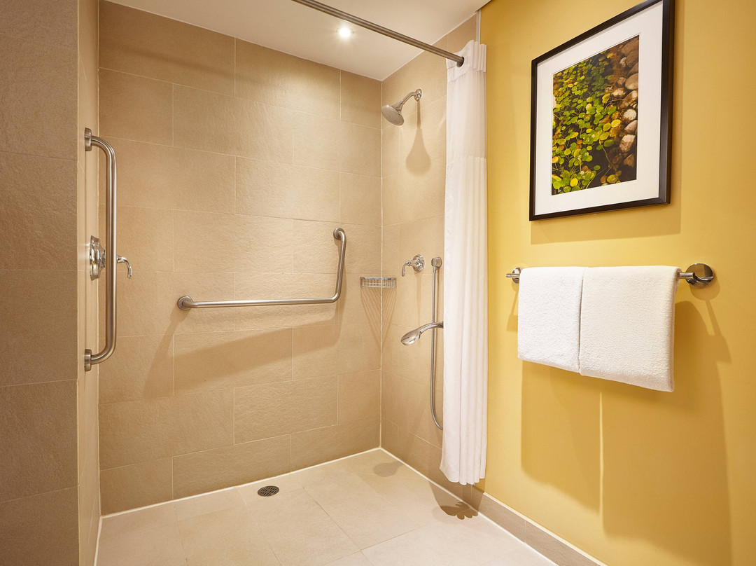 Courtyard by Marriott Leon at The Poliforum主图