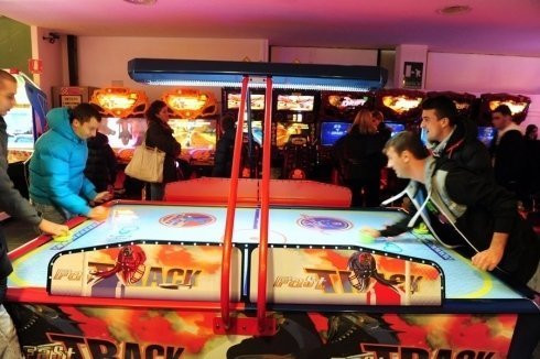 Pin Palace Bowling Alley-蒙特西尔瓦诺必去景点