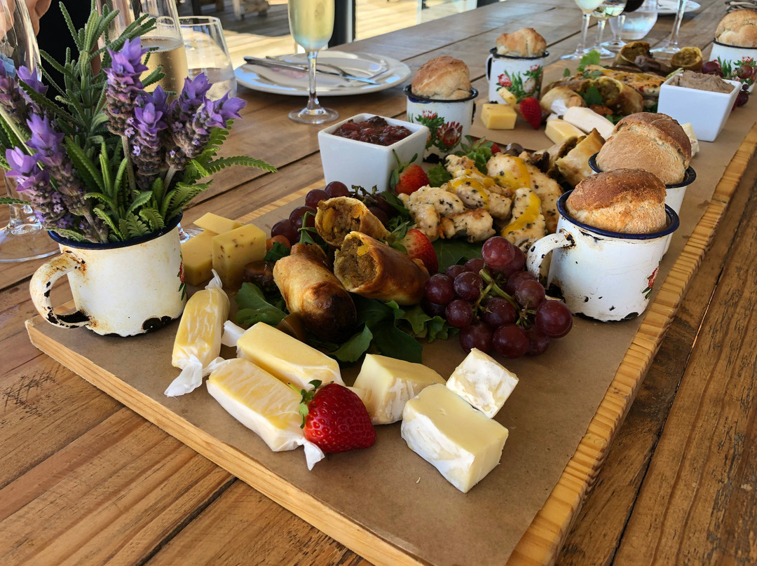 Hog Hollow Horse Trails-The Crags必去景点