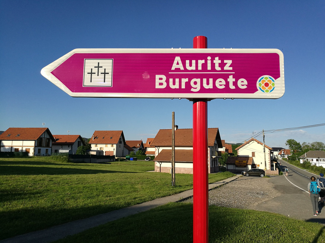 Cementerio de Burguete景点图片