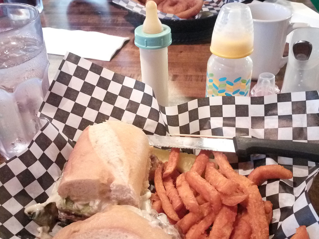 Streetcar Kitchen and Pub-Carlton必去景点