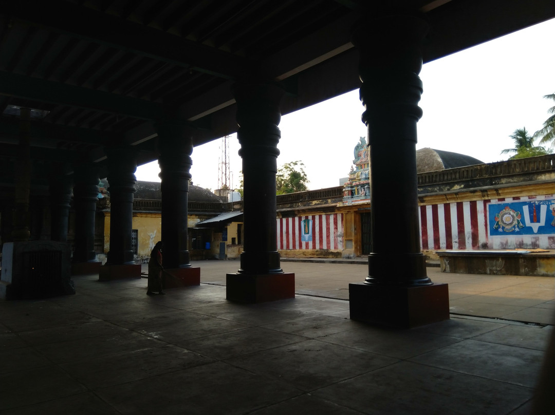 Srinivasa Perumal - Kal Garudan Temple, Natchiyar Kovil景点图片