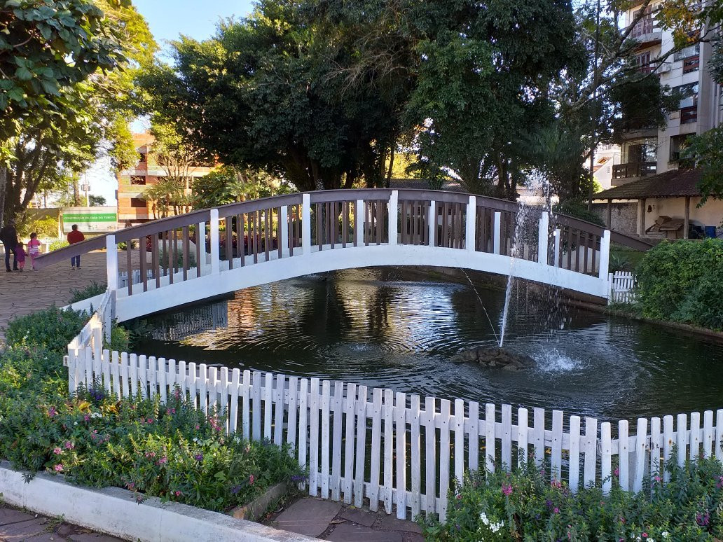 Praca do Imigrante-Dois Irmaos必去景点