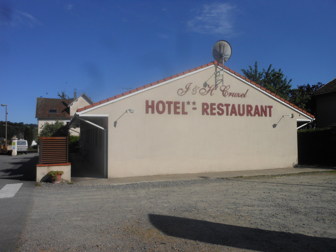 Logis Hotel Restaurant Cruzel主图