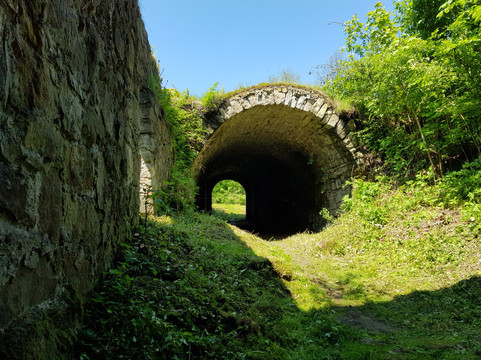 Beluarda-Roznow必去景点