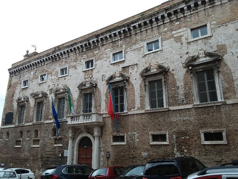 Palazzo Degli Anziani-安科纳必去景点