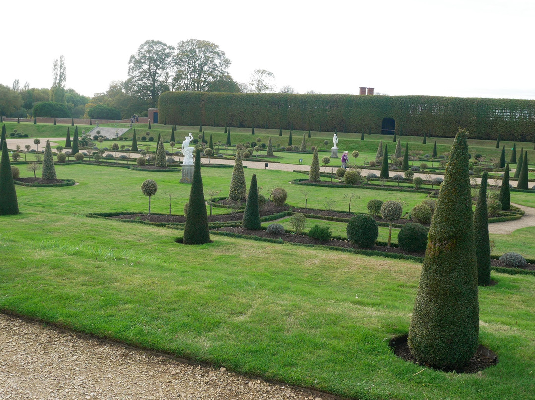 Hampton Court Park景点图片