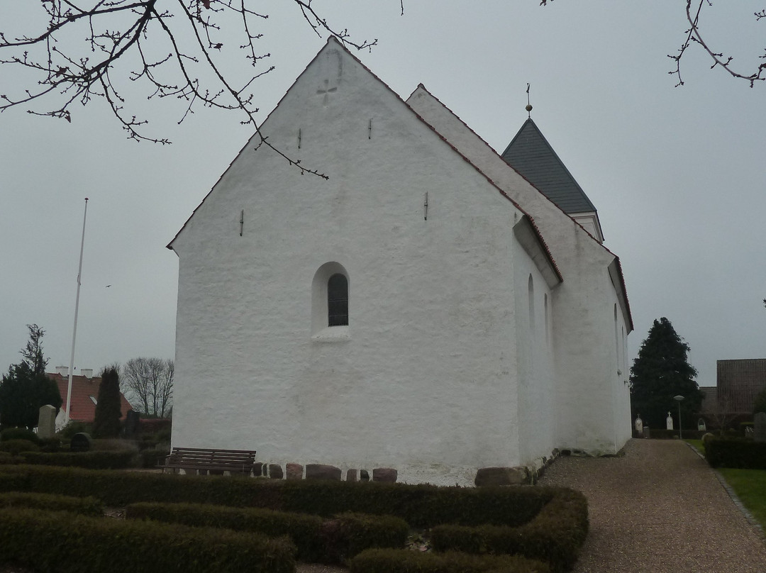 Lisbjerg Church景点图片