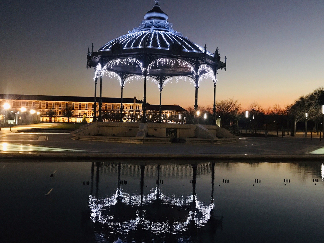 Champ de Mars景点图片