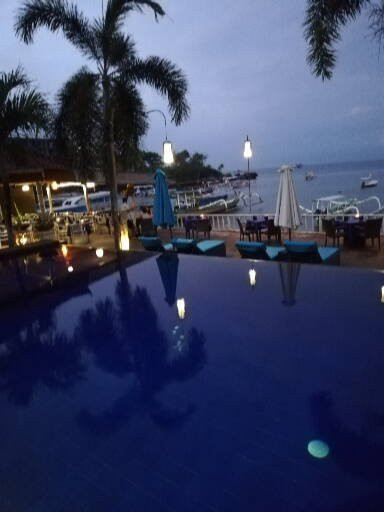 海湾小屋酒店主图