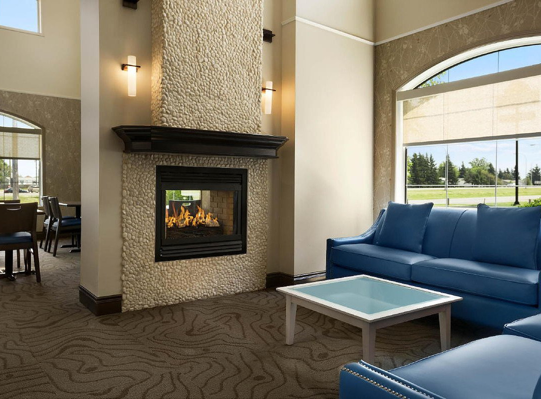 Days Inn & Suites by Wyndham Brandon主图