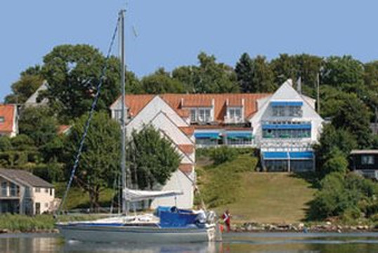 罗斯基勒酒店住宿-Badehotel Sofryd