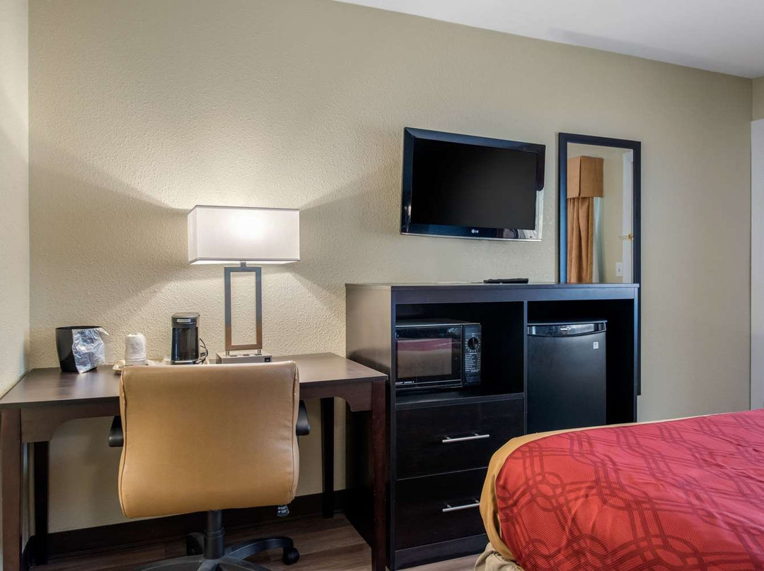 Econo Lodge Freeport - Brunswick Area主图