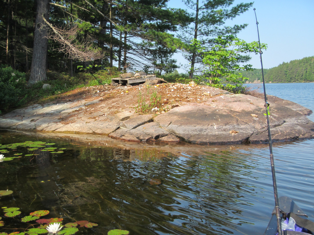 Noganosh Lake Provincial Park景点图片