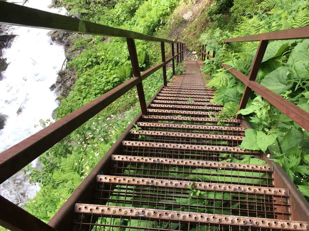 Stockibach Creek & Source-圣安东阿尔山必去景点