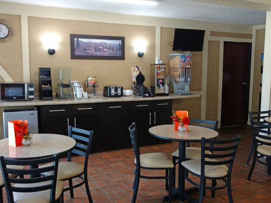 Americas Best Value Inn Webster City主图