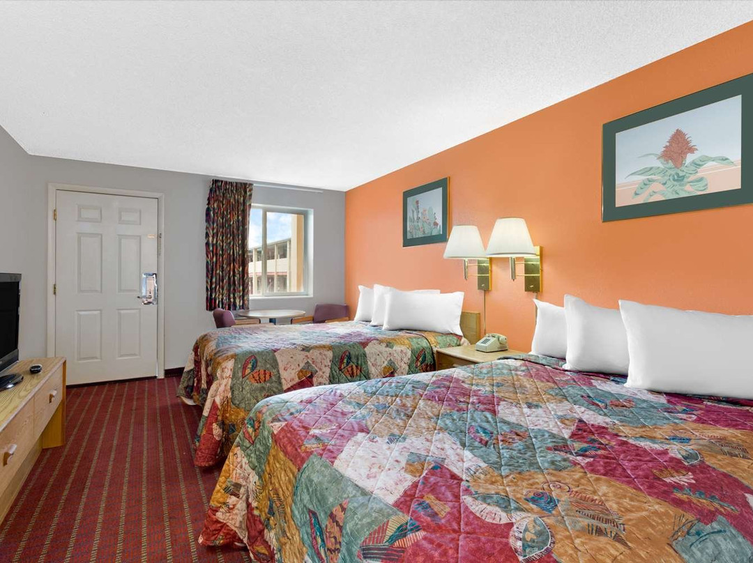 Knights Inn Cedar City主图