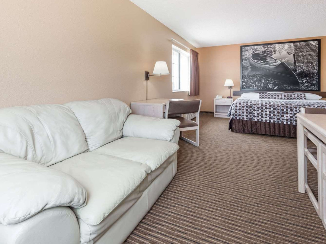 Super 8 by Wyndham Fort Dodge IA主图