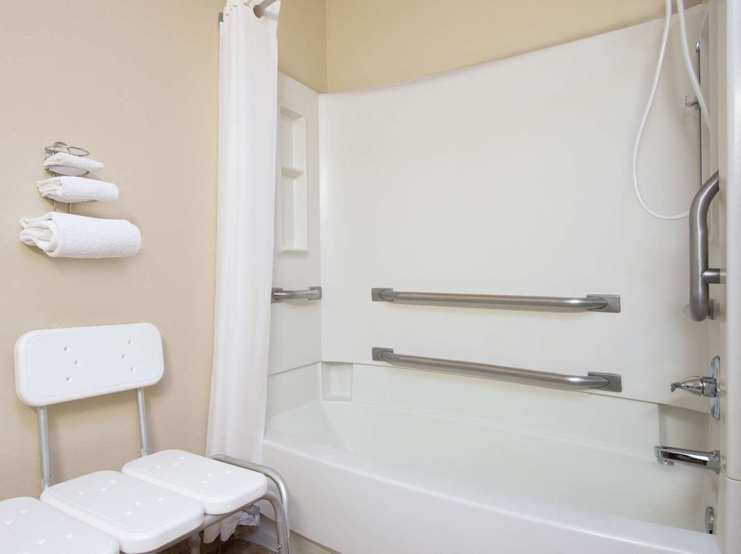 Super 8 by Wyndham Portales主图