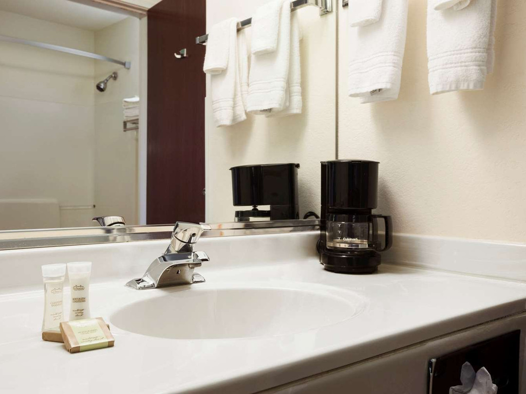 Super 8 by Wyndham Aurora/Naperville Area主图