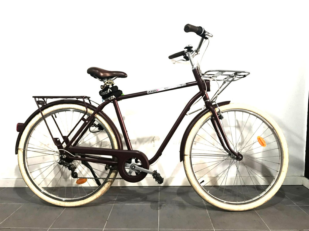 Monzo Bikes景点图片