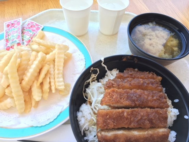 メインダイニングルーム