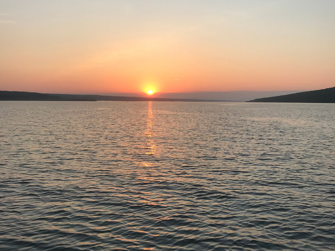 School's Out Charters-伊萨卡必去景点