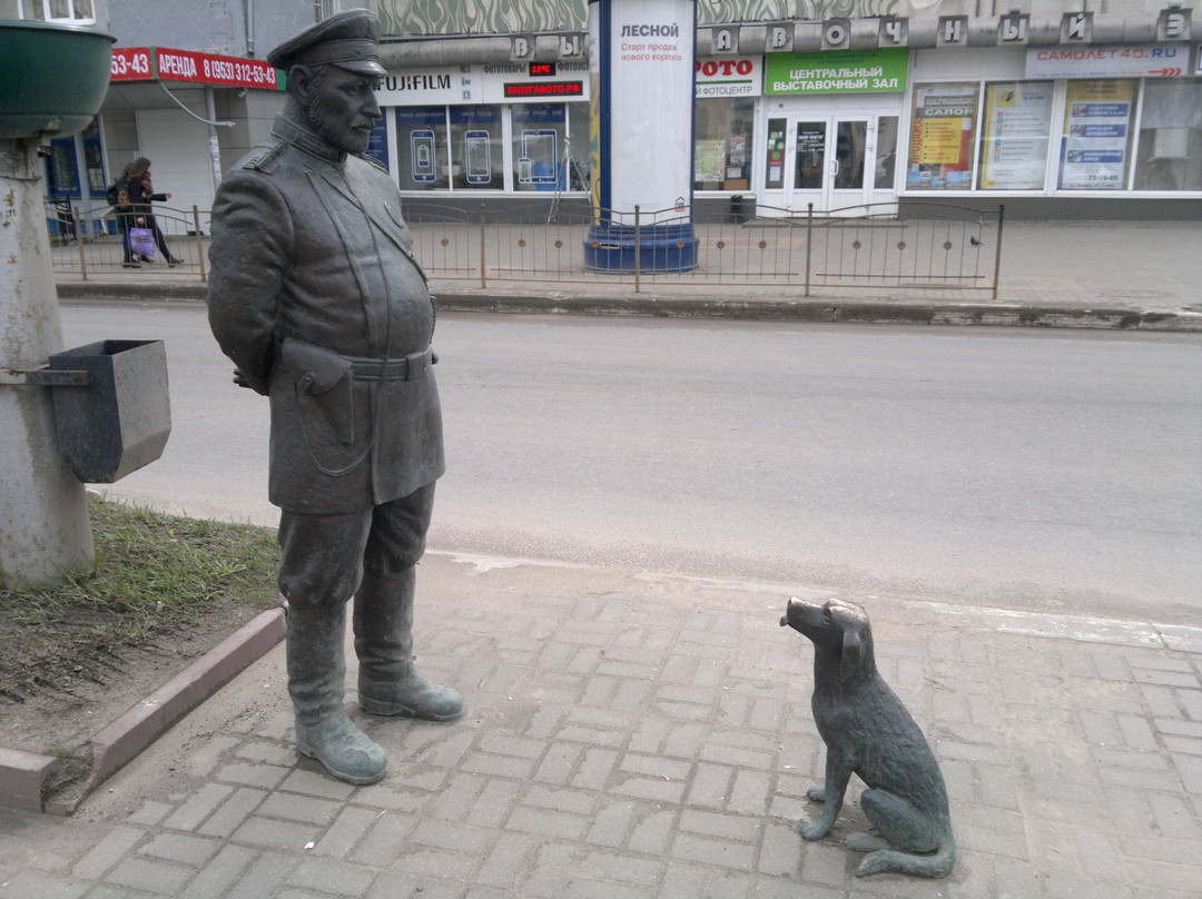 Sculpture of the Policeman景点图片