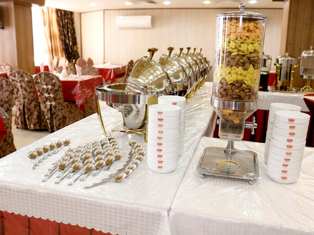 Hotel Khorshid主图